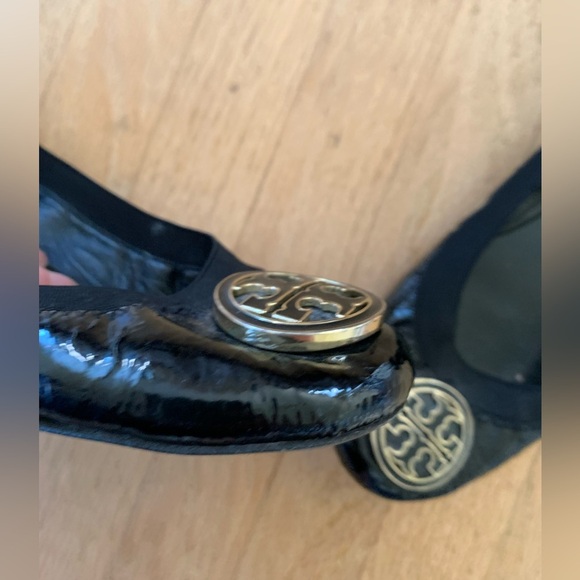 Tory Burch Caroline patent leather grosgrain trim ballet flat dark navy - Picture 4 of 9